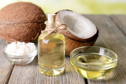 Benefícios do óleo de coco para o dia a dia